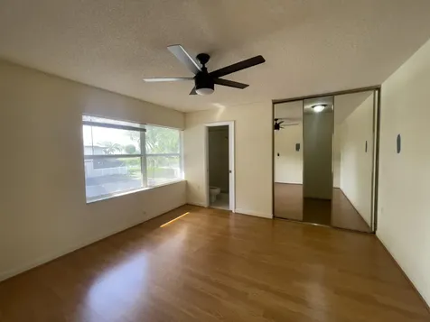 27 Clinton Court Royal Palm Beach FL 33411