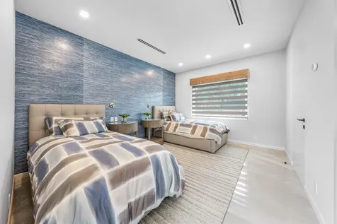 6641 Giralda Circle Boca Raton FL 33433