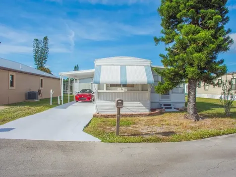 10 Desoto Lane Port Saint Lucie FL 34952