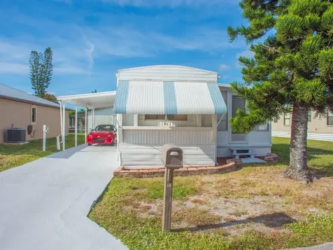 10 Desoto Lane Port Saint Lucie FL 34952