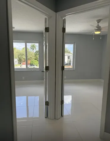 4243 Pine Hollow Circle Greenacres FL 33463