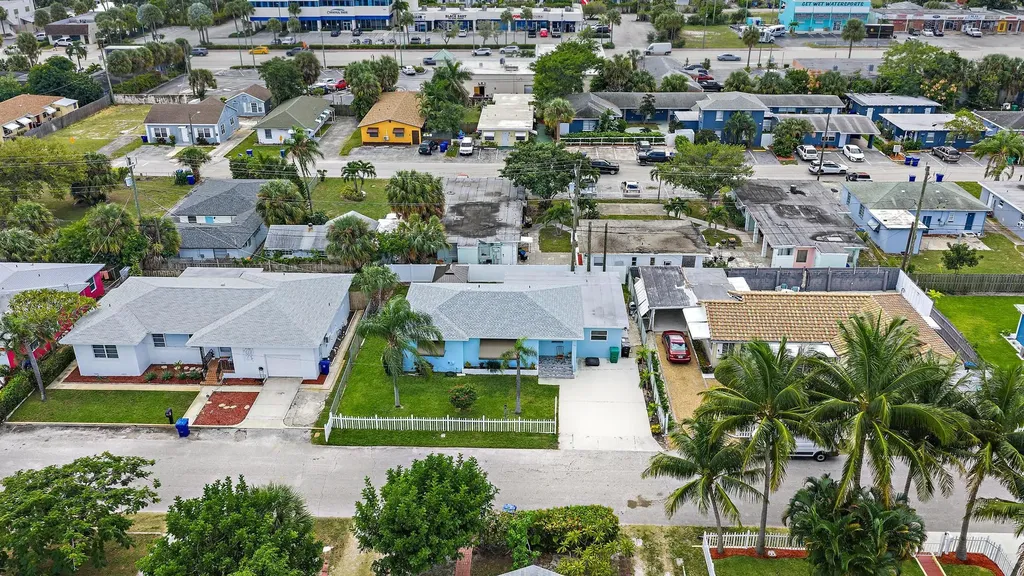 135 E 28th Street Riviera Beach FL 33404