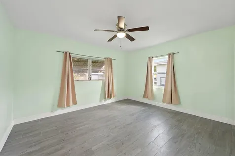 135 E 28th Street Riviera Beach FL 33404