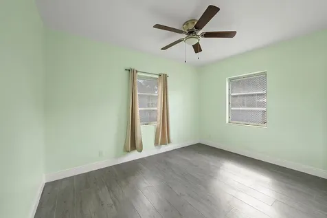 135 E 28th Street Riviera Beach FL 33404