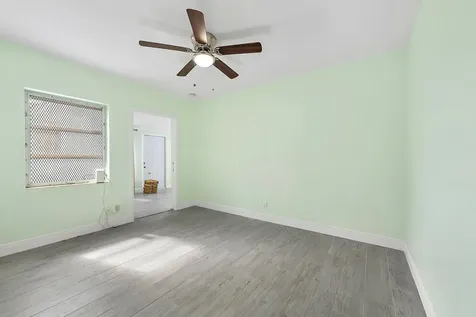 135 E 28th Street Riviera Beach FL 33404