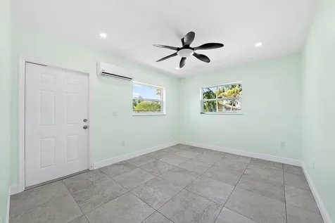 135 E 28th Street Riviera Beach FL 33404