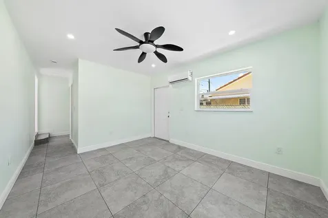 135 E 28th Street Riviera Beach FL 33404