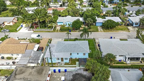 135 E 28th Street Riviera Beach FL 33404