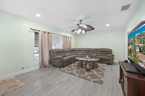 135 E 28th Street Riviera Beach FL 33404