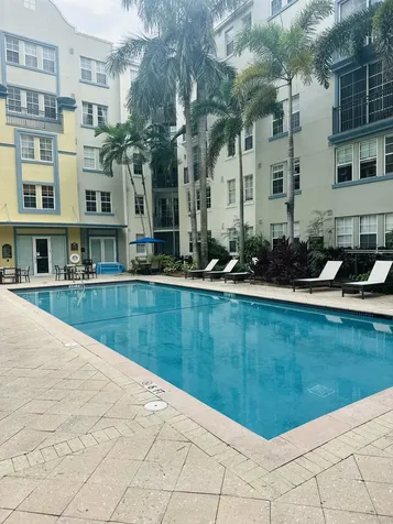 533 Ne 3rd Avenue Fort Lauderdale FL 33301