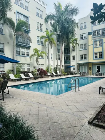 533 Ne 3rd Avenue Fort Lauderdale FL 33301