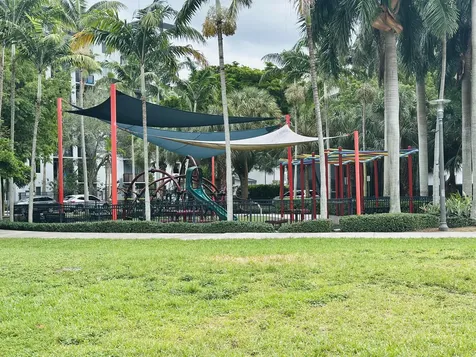 533 Ne 3rd Avenue Fort Lauderdale FL 33301
