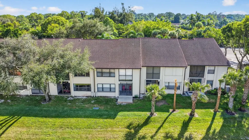 4745 Lucerne Lakes Boulevard Lake Worth FL 33467