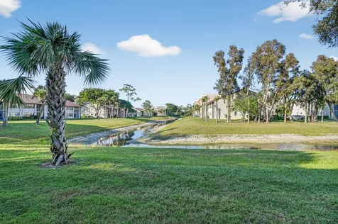 4745 Lucerne Lakes Boulevard Lake Worth FL 33467
