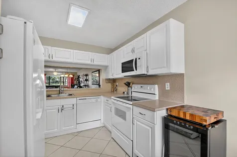 4745 Lucerne Lakes Boulevard Lake Worth FL 33467