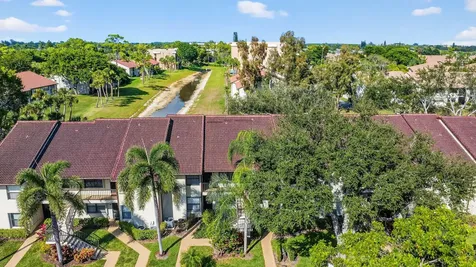 4745 Lucerne Lakes Boulevard Lake Worth FL 33467