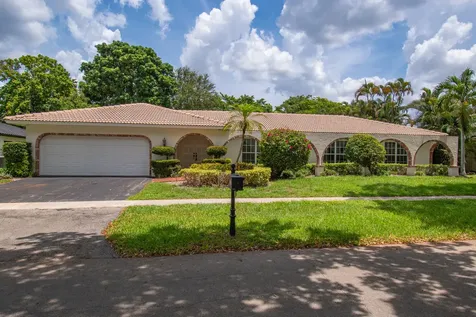 6749 S Grande Drive Boca Raton FL 33433