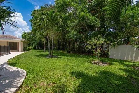 6749 S Grande Drive Boca Raton FL 33433