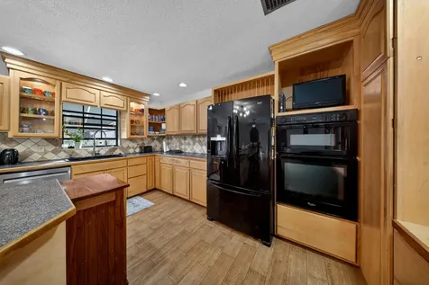 3650 S 25th Street Fort Pierce FL 34981