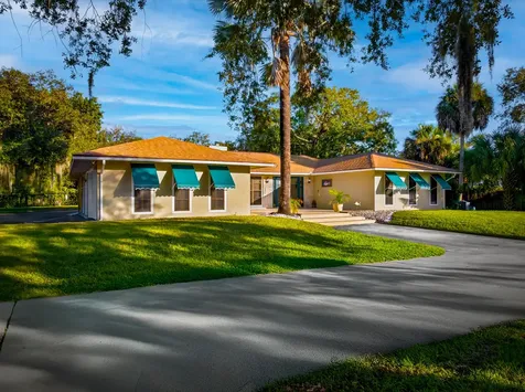 3650 S 25th Street Fort Pierce FL 34981
