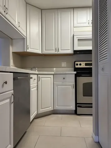 617 Sea Pine Way Greenacres FL 33415