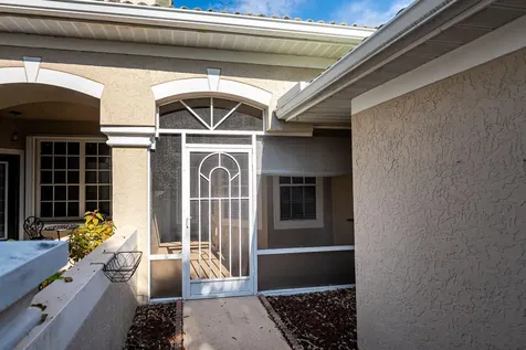 1657 Sw Harbour Isles Circle Port Saint Lucie FL 34986