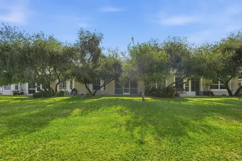 1657 Sw Harbour Isles Circle Port Saint Lucie FL 34986