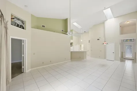 1657 Sw Harbour Isles Circle Port Saint Lucie FL 34986