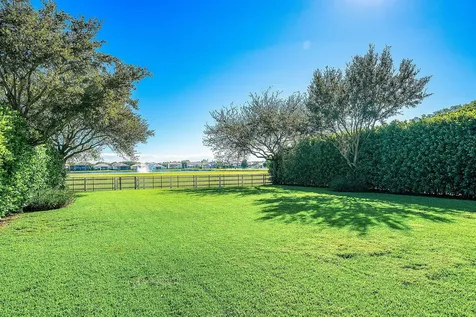 8988 Stone Pier Drive Boynton Beach FL 33472