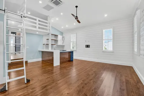 200 NW 10th Street Boca Raton FL 33432