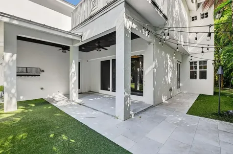 200 NW 10th Street Boca Raton FL 33432