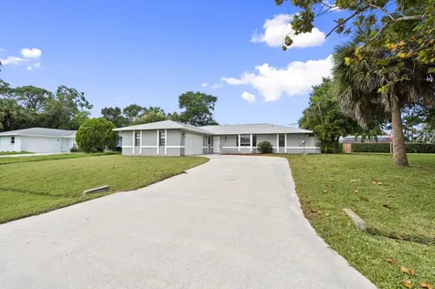 2316 Sw Lejune Street Port Saint Lucie FL 34953