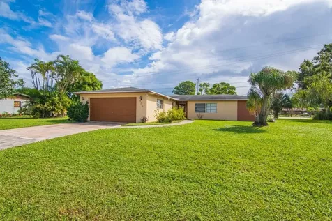 4526 43rd Court Vero Beach FL 32967