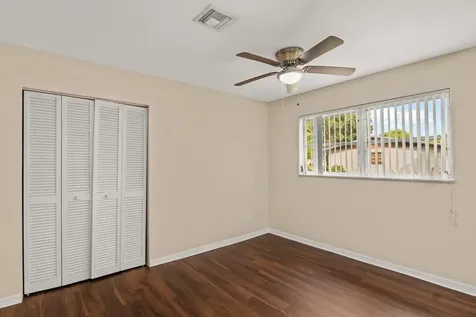 4526 43rd Court Vero Beach FL 32967