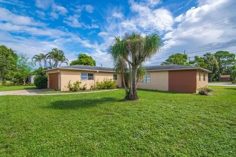 4526 43rd Court Vero Beach FL 32967