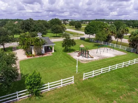 1598 78th Vero Beach FL 32966