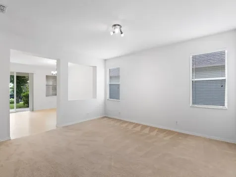 1598 78th Vero Beach FL 32966