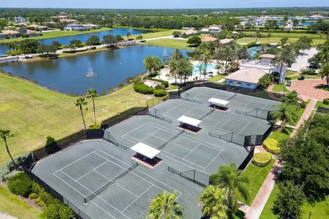 107 Se Santa Gardenia Port Saint Lucie FL 34984