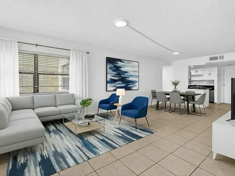 220 Lakeview Drive Weston FL 33326