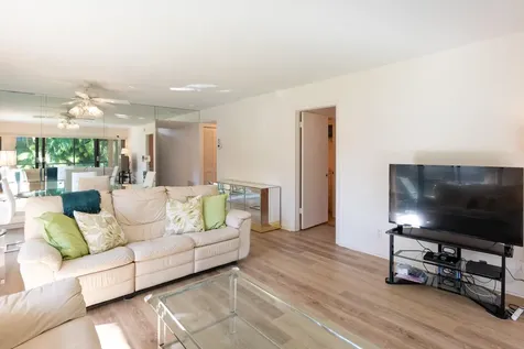 2550 Presidential Way West Palm Beach FL 33401