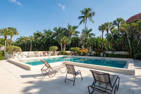 2550 Presidential Way West Palm Beach FL 33401