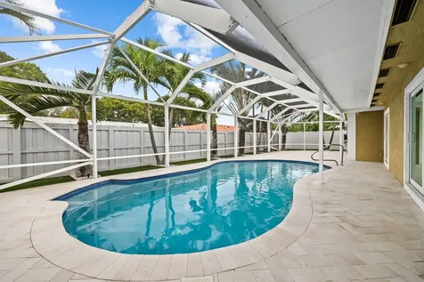 2041 Ne 59th Street Fort Lauderdale FL 33308