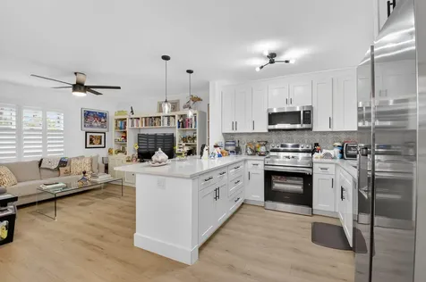 538 Flanders L Delray Beach FL 33484