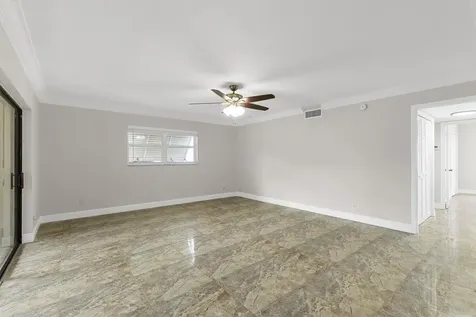 111 Lake Avenue Lake Worth Beach FL 33460