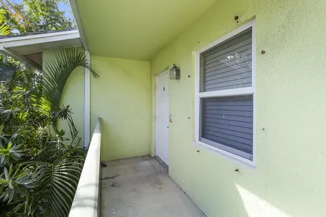 111 Lake Avenue Lake Worth Beach FL 33460