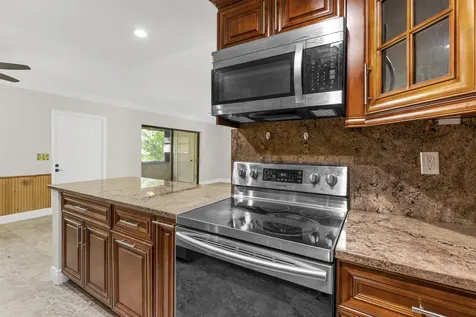 111 Lake Avenue Lake Worth Beach FL 33460