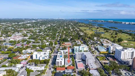 111 Lake Avenue Lake Worth Beach FL 33460