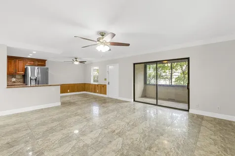 111 Lake Avenue Lake Worth Beach FL 33460