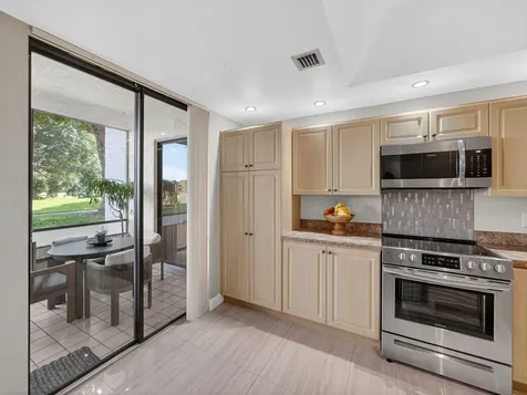 7472 La Paz Boulevard Boca Raton FL 33433