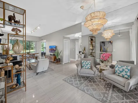 7472 La Paz Boulevard Boca Raton FL 33433